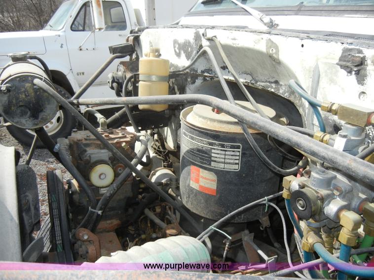 image for item A5613 1989 Chevrolet Kodiak feed truck