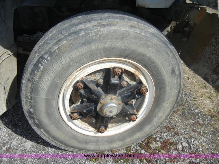 image for item A5613 1989 Chevrolet Kodiak feed truck