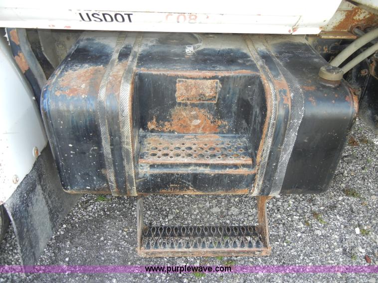 image for item A5613 1989 Chevrolet Kodiak feed truck