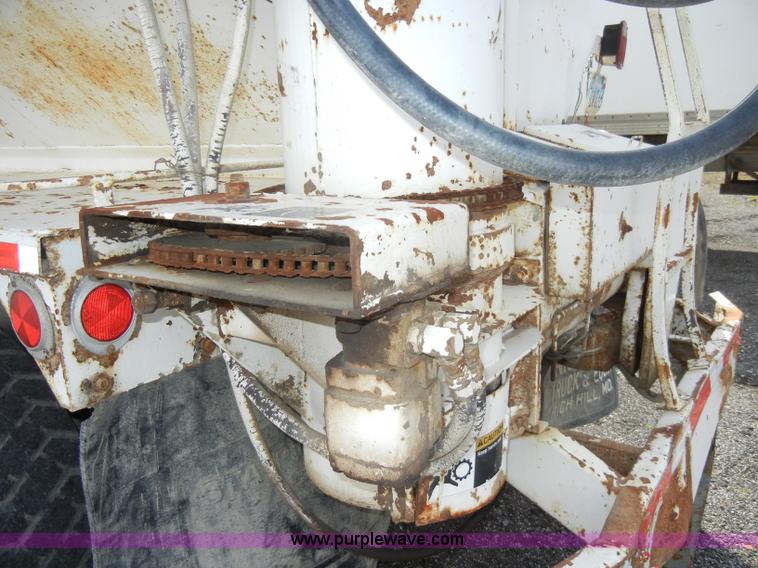 image for item A5613 1989 Chevrolet Kodiak feed truck