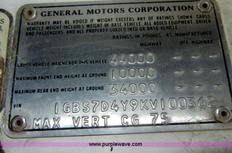 image for item A5613 1989 Chevrolet Kodiak feed truck