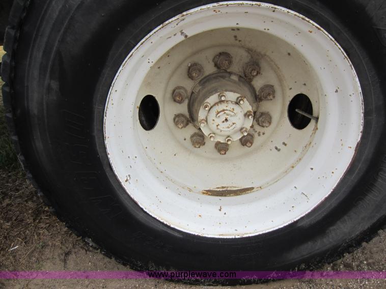 image for item A5615 1983 GMC TopKick C60 box truck