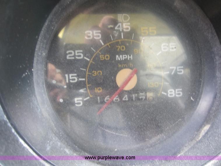 image for item A5615 1983 GMC TopKick C60 box truck