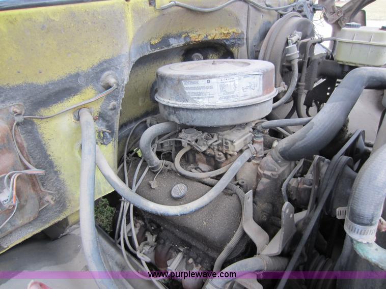 image for item A5615 1983 GMC TopKick C60 box truck