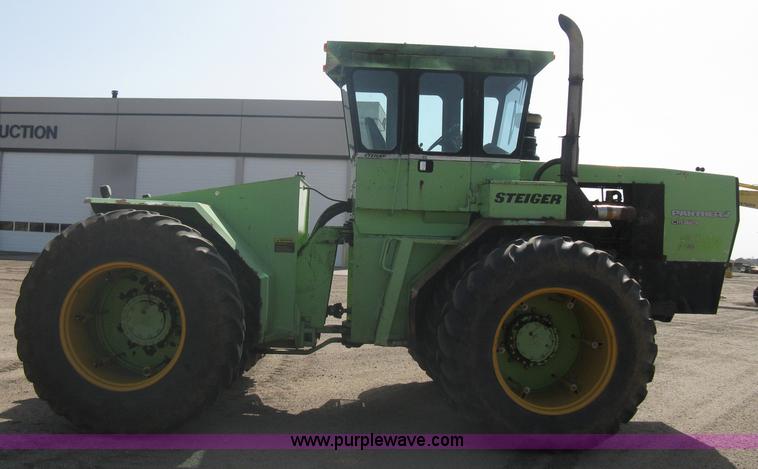 image for item A6079 1983 Steiger Panther CM325 4WD articulated tractor
