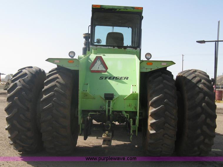 image for item A6079 1983 Steiger Panther CM325 4WD articulated tractor
