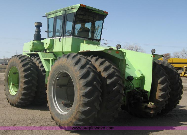image for item A6079 1983 Steiger Panther CM325 4WD articulated tractor