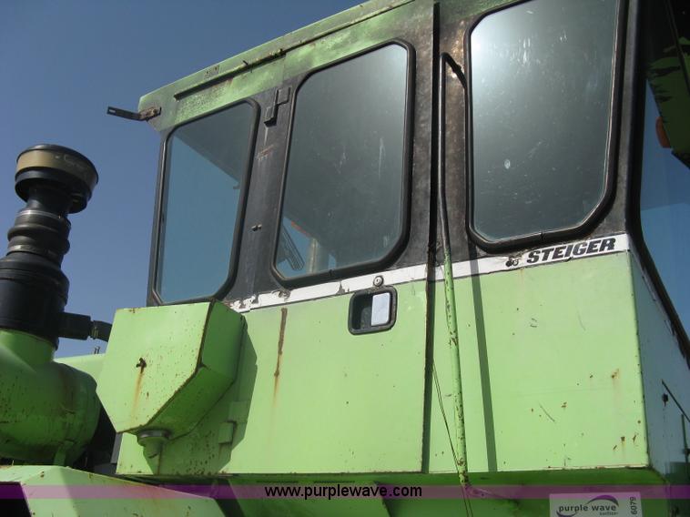 image for item A6079 1983 Steiger Panther CM325 4WD articulated tractor