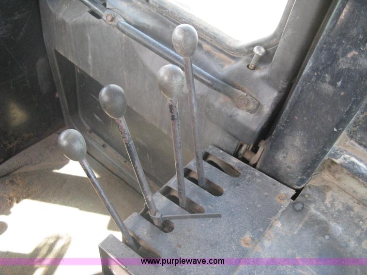 image for item A6079 1983 Steiger Panther CM325 4WD articulated tractor