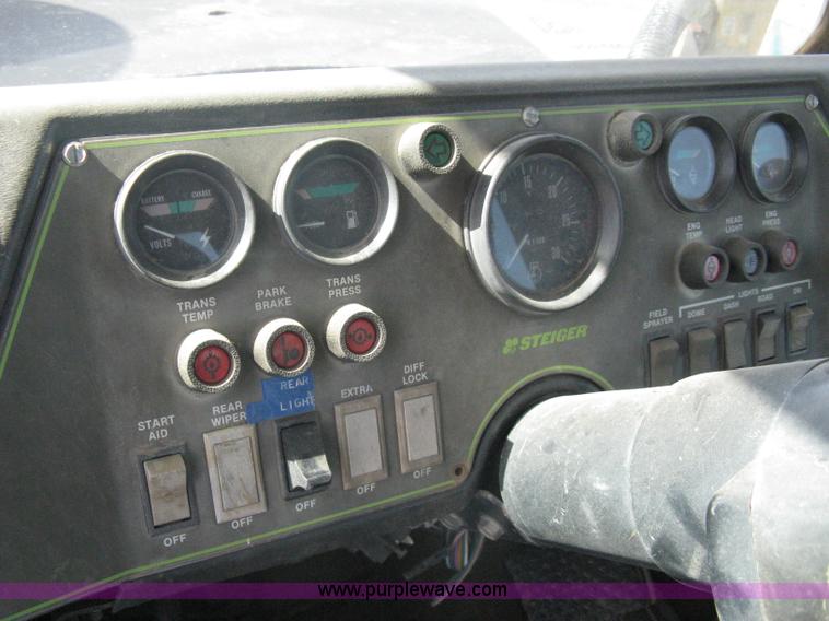 image for item A6079 1983 Steiger Panther CM325 4WD articulated tractor