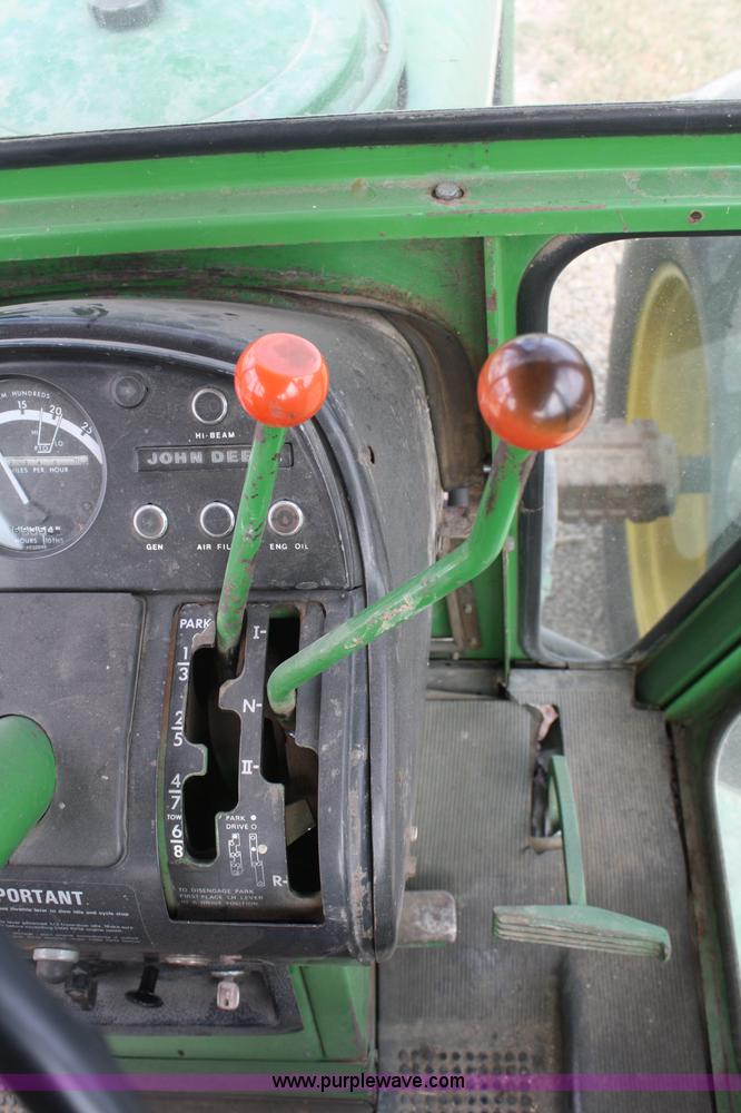 image for item A6845 1974 John Deere 7520 articulating 4WD tractor