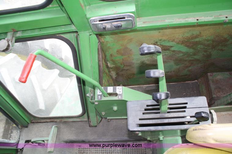 image for item A6845 1974 John Deere 7520 articulating 4WD tractor