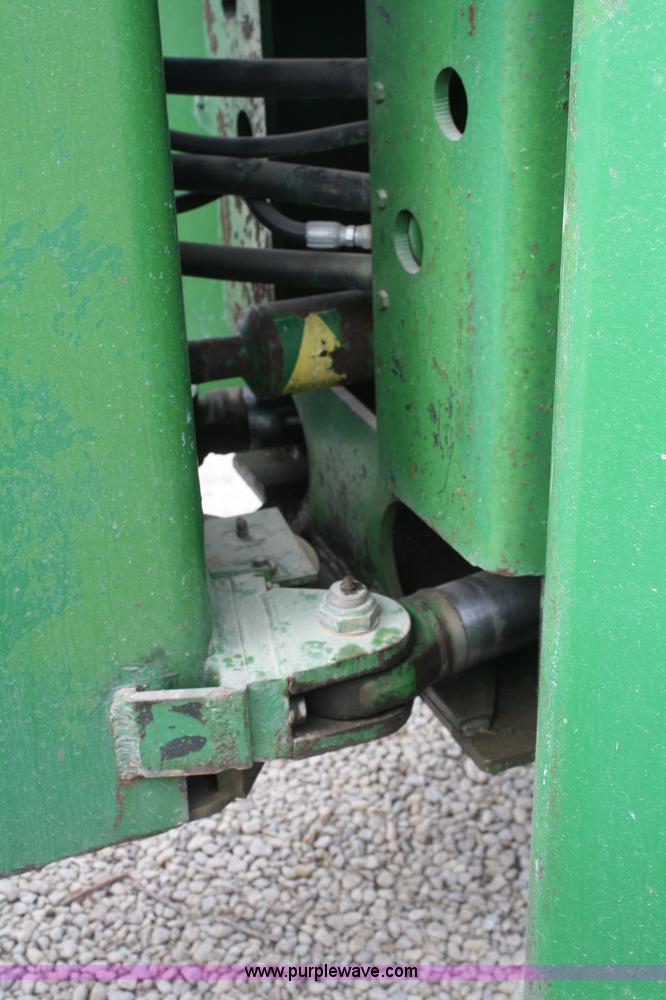 image for item A6845 1974 John Deere 7520 articulating 4WD tractor