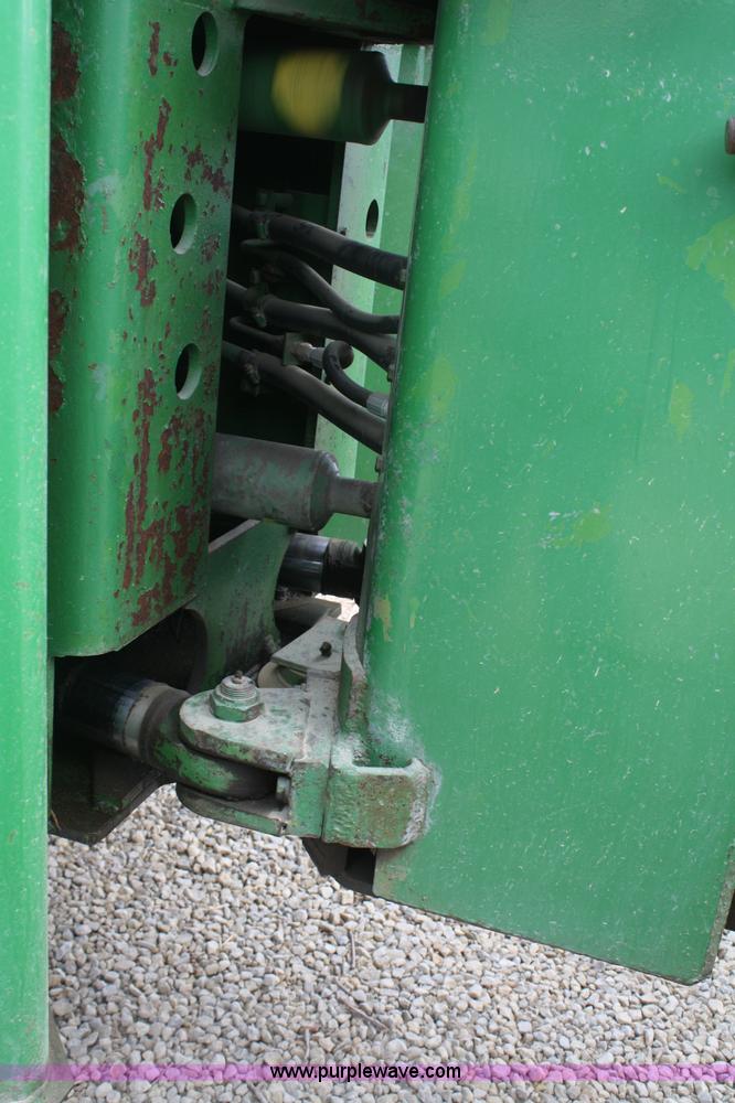 image for item A6845 1974 John Deere 7520 articulating 4WD tractor