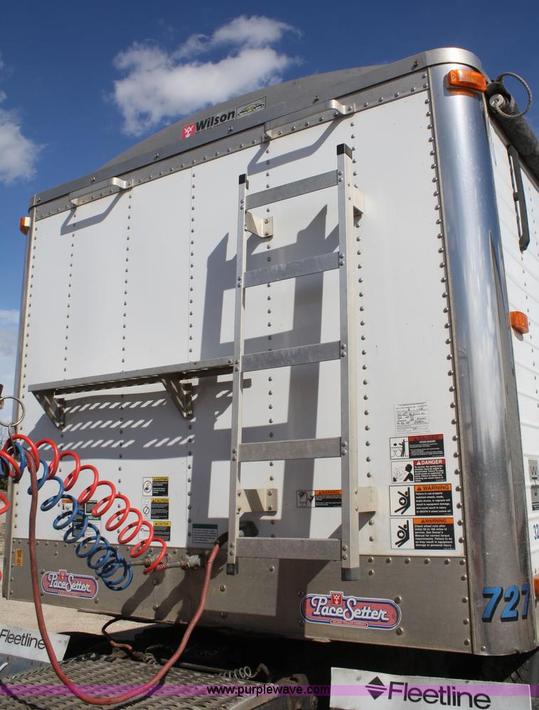 image for item A6930 2007 Wilson Pacesetter DWH550 43' grain trailer