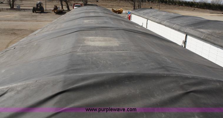 image for item A6931 2007 Wilson Pacesetter DWH550 43' grain trailer