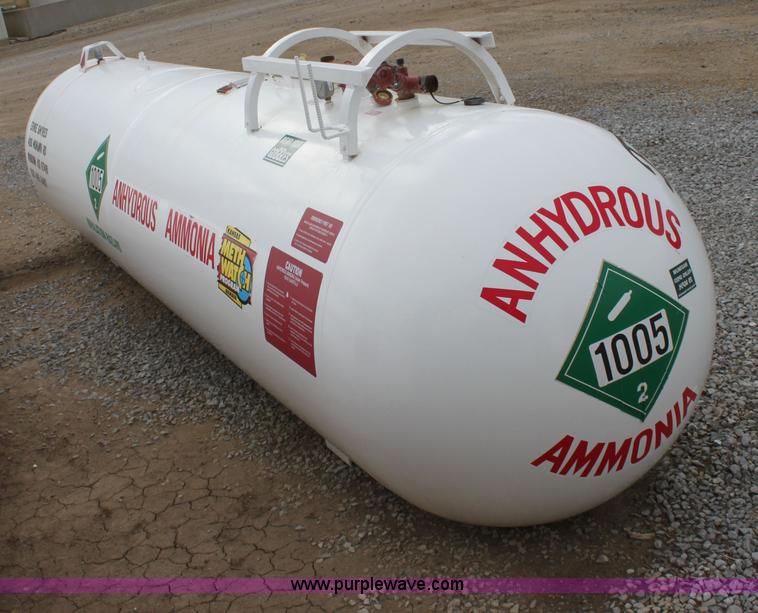 image for item A7373 1000 gallon anhydrous ammonia tank