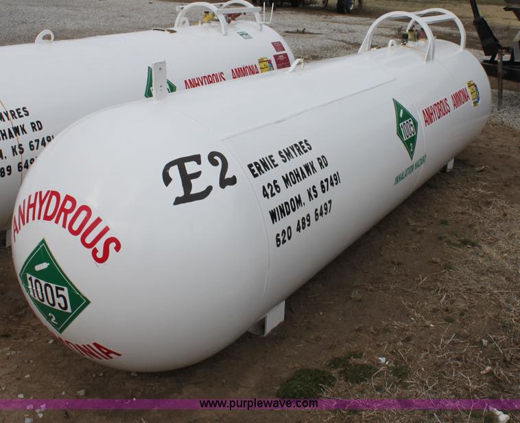 image for item A7374 1000 gallon anhydrous ammonia tank