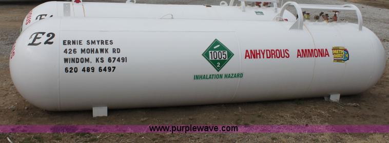 image for item A7374 1000 gallon anhydrous ammonia tank