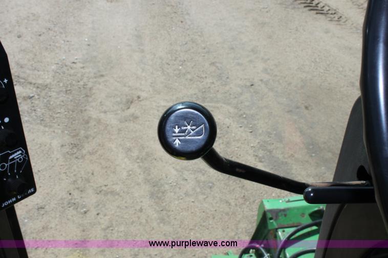 image for item A7394 1985 John Deere 8820 Titan II combine