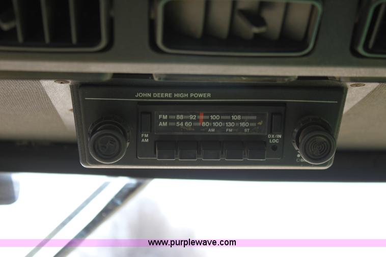 image for item A7394 1985 John Deere 8820 Titan II combine