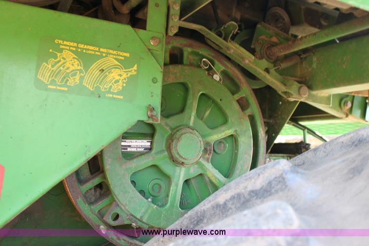 image for item A7394 1985 John Deere 8820 Titan II combine