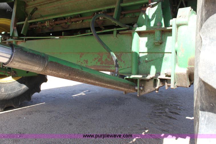 image for item A7394 1985 John Deere 8820 Titan II combine