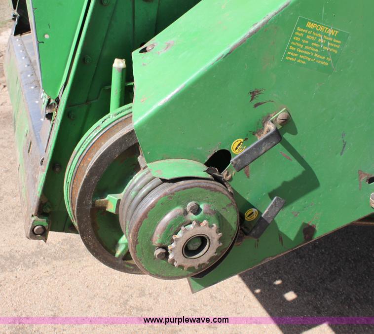 image for item A7394 1985 John Deere 8820 Titan II combine