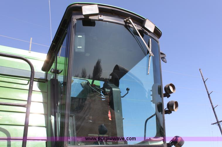 image for item A7394 1985 John Deere 8820 Titan II combine