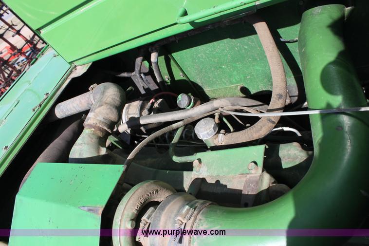 image for item A7394 1985 John Deere 8820 Titan II combine