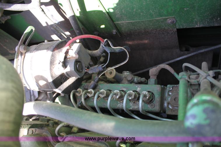 image for item A7394 1985 John Deere 8820 Titan II combine
