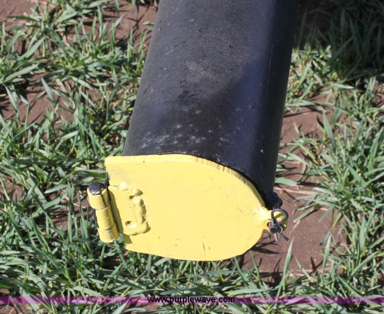 image for item A7395 1997 John Deere 920 flex head