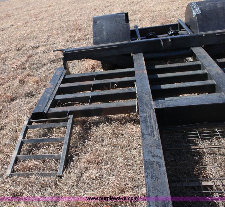 image for item A7408 1988 33' single axle combine trailer