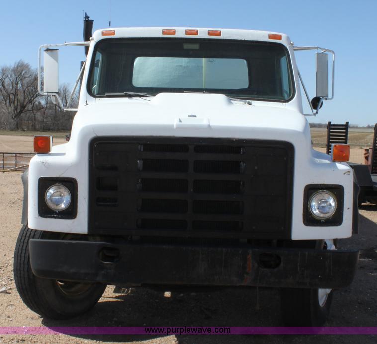 image for item A7436 1979 International 1854 liquid tender truck