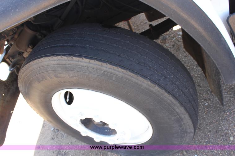 image for item A7436 1979 International 1854 liquid tender truck