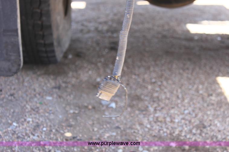 image for item A7436 1979 International 1854 liquid tender truck