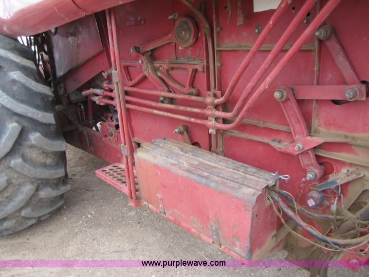 image for item B2248 1995 Case IH 2188 combine