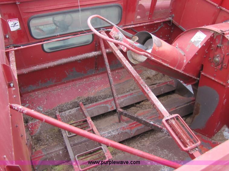 image for item B2248 1995 Case IH 2188 combine
