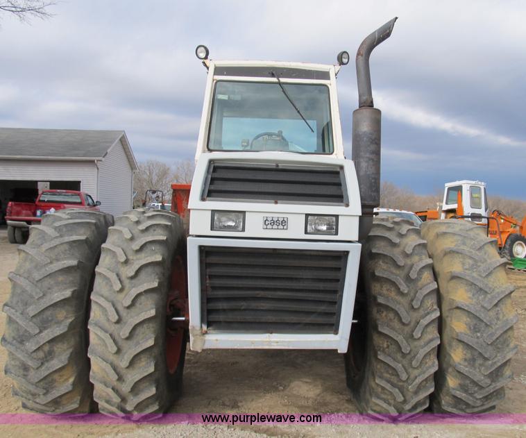 image for item B2629 1982 Case 4490 4WD tractor