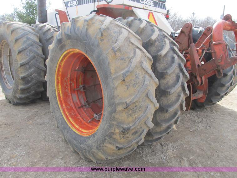 image for item B2629 1982 Case 4490 4WD tractor