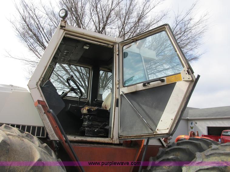 image for item B2629 1982 Case 4490 4WD tractor