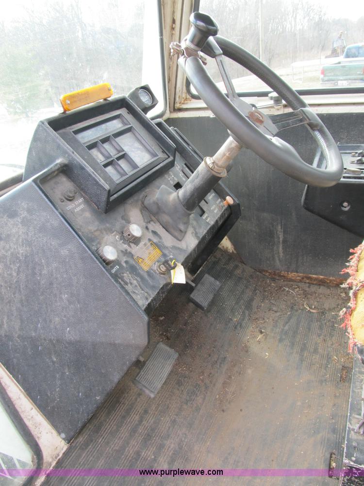 image for item B2629 1982 Case 4490 4WD tractor