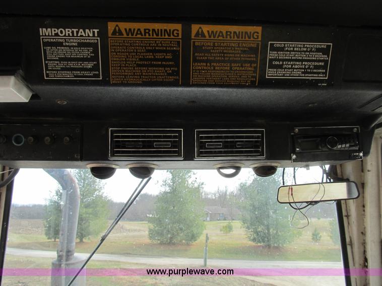 image for item B2629 1982 Case 4490 4WD tractor