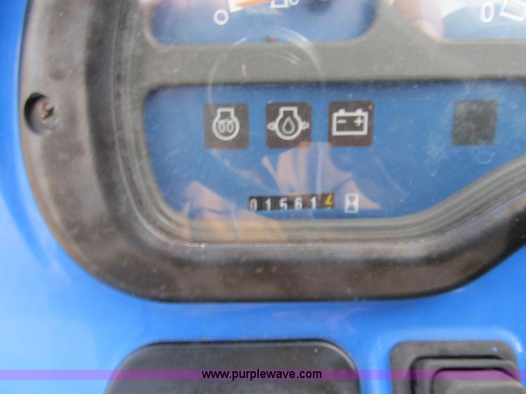 image for item B2630 2004 New Holland TC33DA MFWD tractor