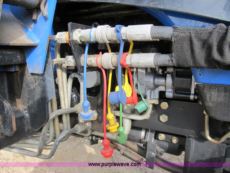 image for item B2630 2004 New Holland TC33DA MFWD tractor