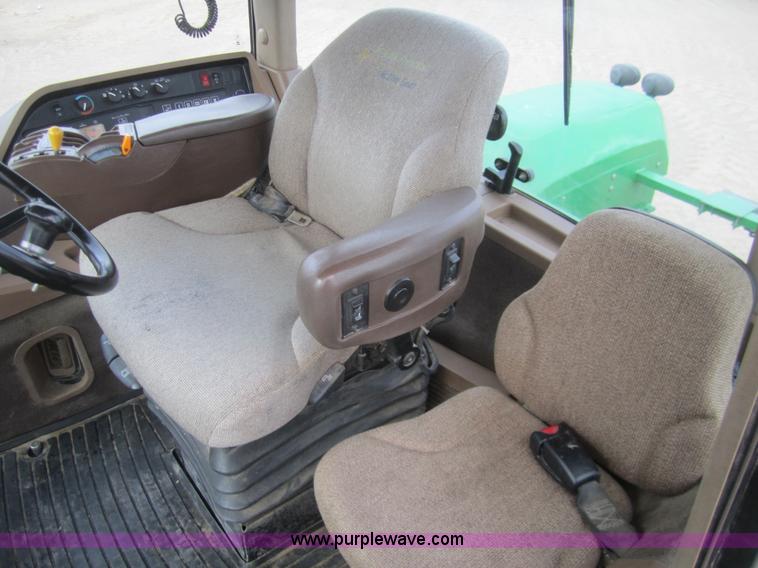 image for item B5690 2004 John Deere 9420 4WD tractor