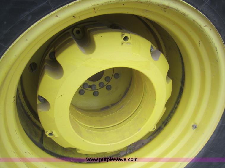 image for item B5690 2004 John Deere 9420 4WD tractor