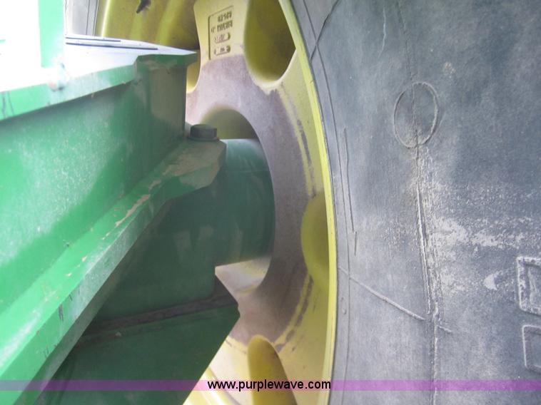 image for item B5690 2004 John Deere 9420 4WD tractor