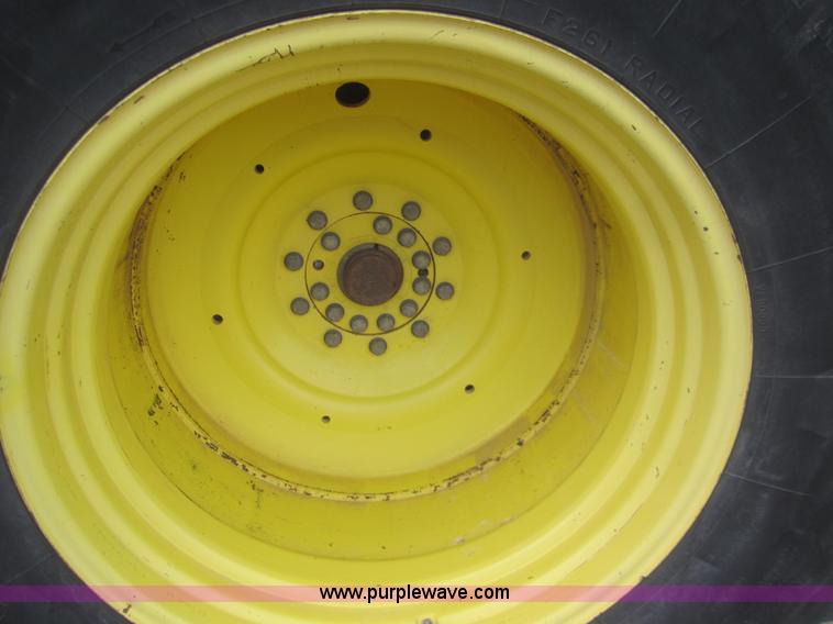 image for item B5690 2004 John Deere 9420 4WD tractor