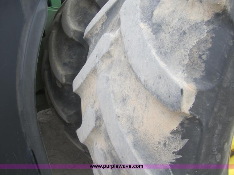 image for item B5690 2004 John Deere 9420 4WD tractor